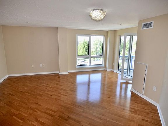 5th image of 1001 Marina Dr APT 216