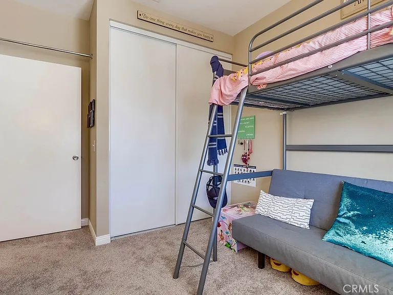 54 Santa Barbara Ct — Photo 28