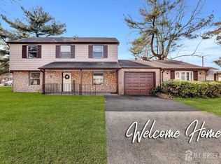 236 Pageant Ln, Willingboro, NJ 08046