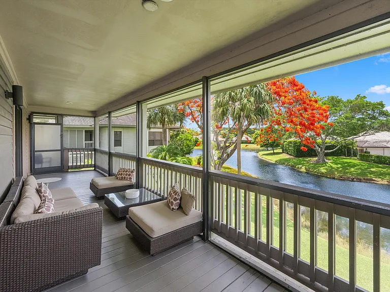 11818 Pebblewood Dr #201 — Photo 17