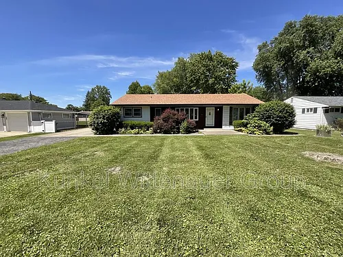 111 Kassing Ave Photo 1