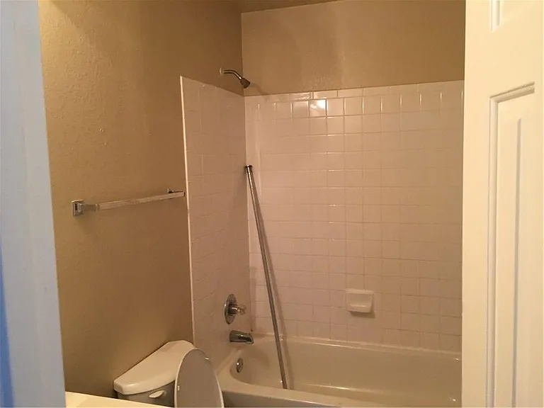 1203 Sheltie Ln — Photo 18