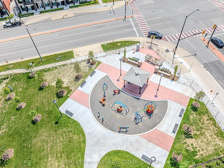 215 Veterans Dr #1008S — Photo 41