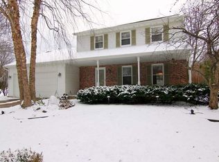 6609 Harvest Hill Rd, Madison, WI 53717