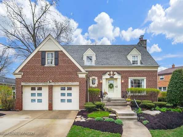 3447 W Maple St, Evergreen Park, IL 60805