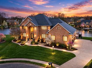 2177 S Ledgewood Ct, Newburgh, IN 47630