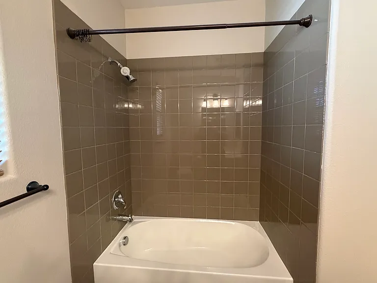 11928 Luna Del Mar Ln — Photo 26