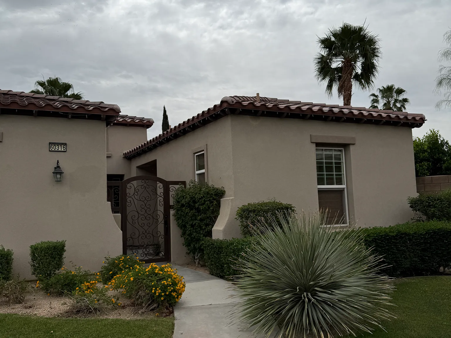 4 bed, 2726 sqft, $5,250 — Photo 2
