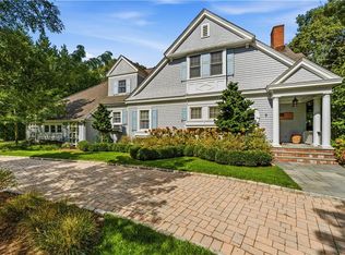 7 Eagle Dr, Dartmouth, MA 02748