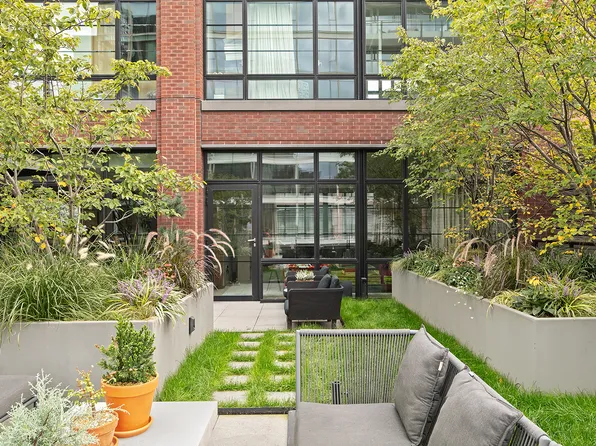 150 Charles Street image 1 of 8