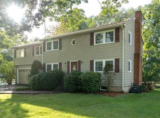 249 Fox Hill Rd, Burlington, MA 01803