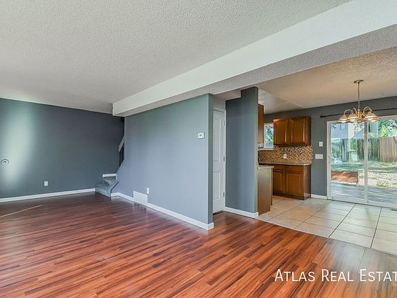 3rd image of 4650 Stoner Ct