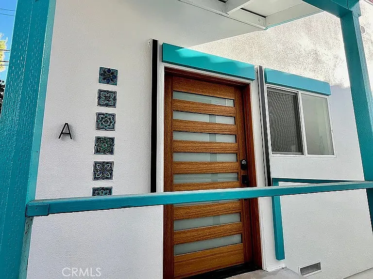 2 bed, 747 sqft, $3,750 — Photo 2