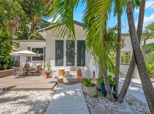 769 NW 10th St, Miami, FL 33136