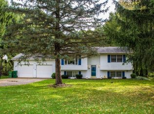 12786 Perry Rd, Battle Creek, MI 49015