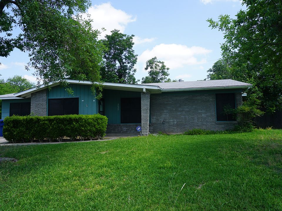 1st image of 4627 Newcome Dr