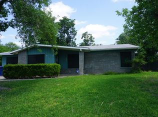 4627 Newcome Dr, San Antonio, TX 78229