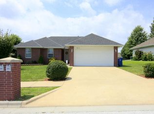3613 N 30th St, Ozark, MO 65721