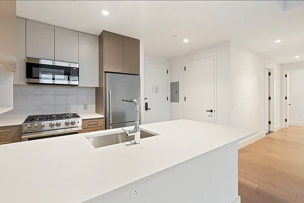 Rented by Living New York | media 3