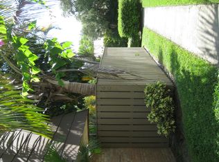 608 6th Ct, Palm Beach Gardens, FL 33410