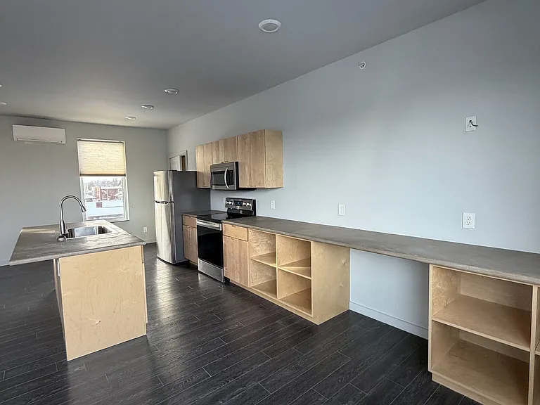 1301 S Walnut St #203 — Photo 4