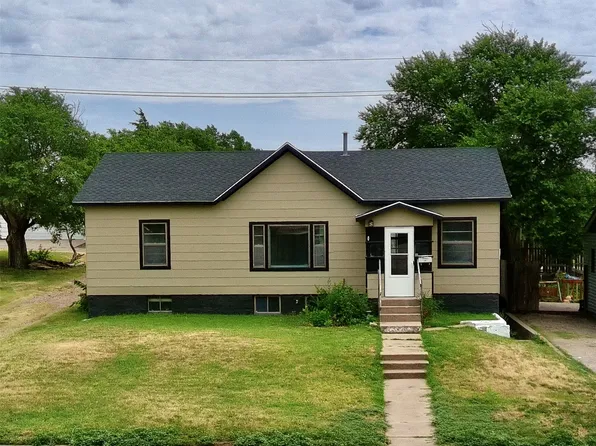 1704 5th Ave, Dodge City, KS 67801
