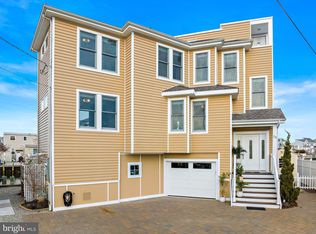39 Shirley Ln, Manahawkin, NJ 08050