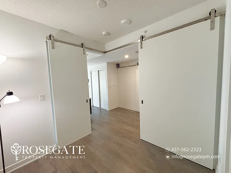 370 Martha St #207 — Photo 10