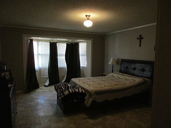 4th image of 453 County Road 3081