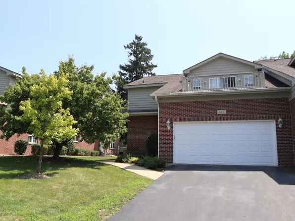 141 Willow Creek Ln, Willow Springs, IL 60480