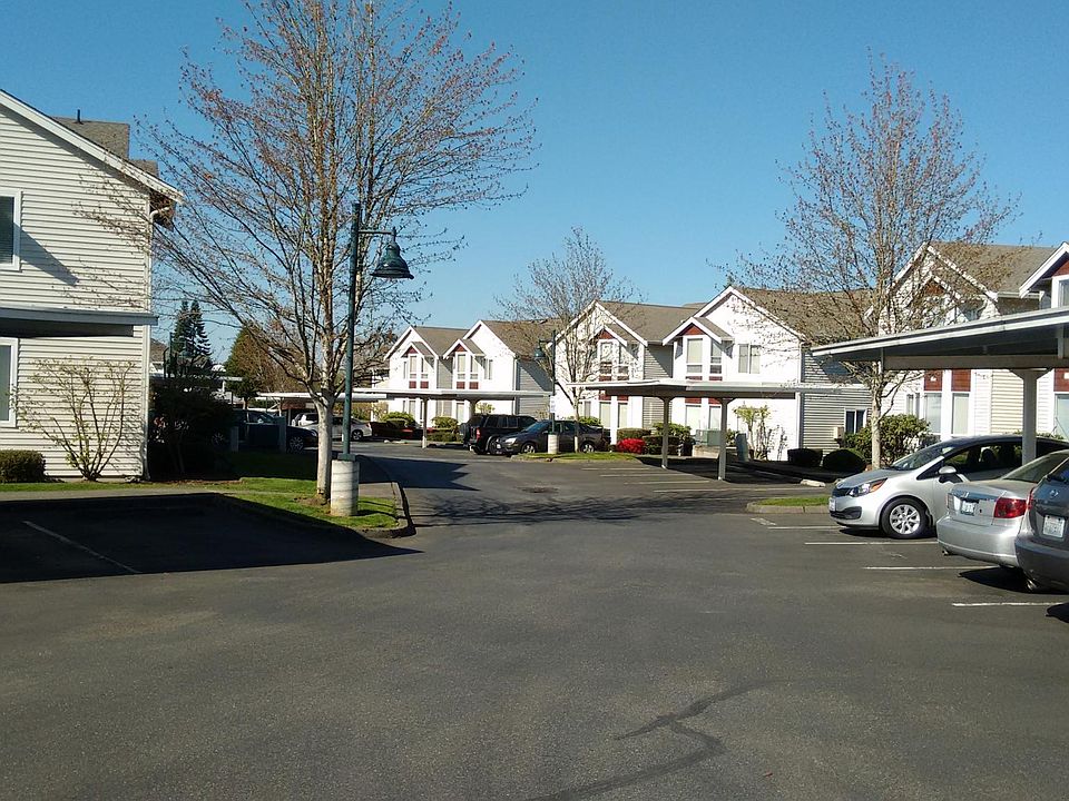 1st image of 800 96th Ave NE