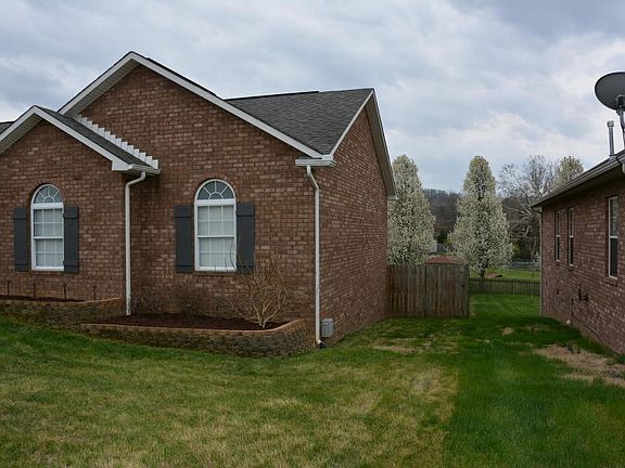 4th image of 7812 Kellys Cove Ln