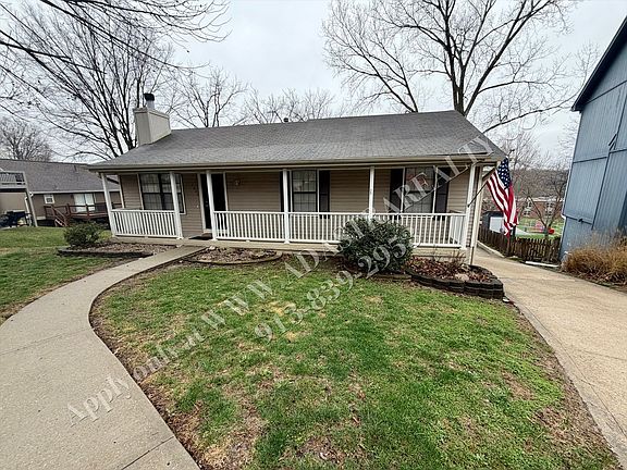 2nd image of 5806 N Delta Ave