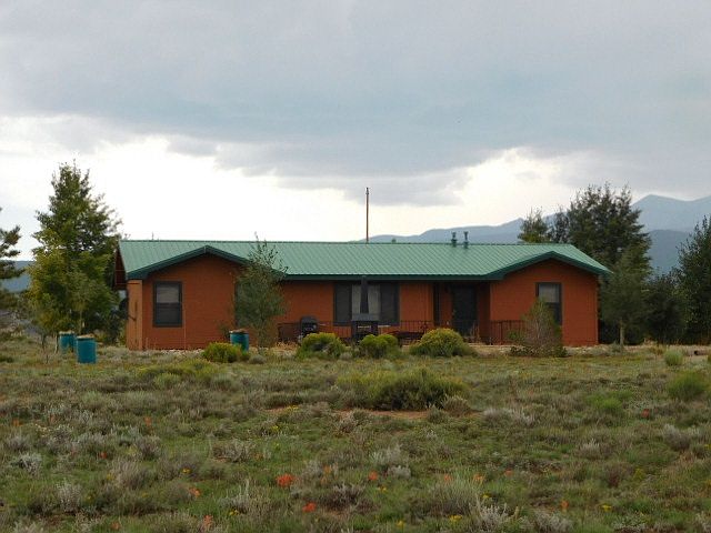 1st image of 600 Elk Ln