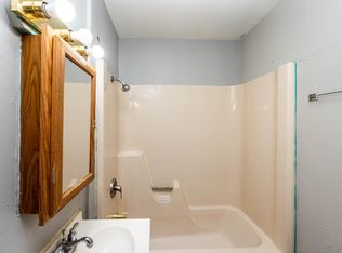 312 N 10th St #A, Belleville, IL