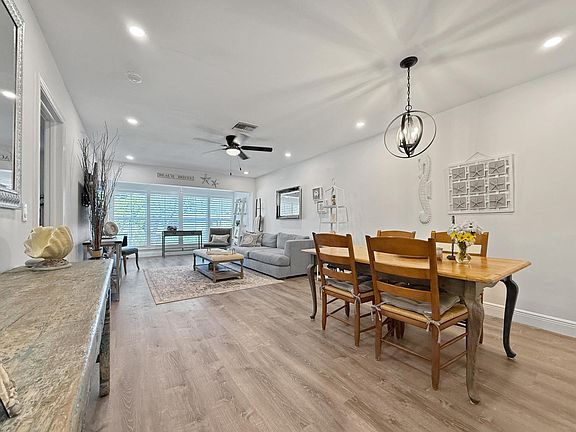 2nd image of 1021 Flame Vine Avenue #203