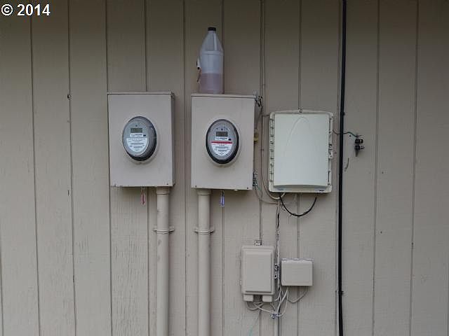 1st image of 2287 NE Barberry Ct