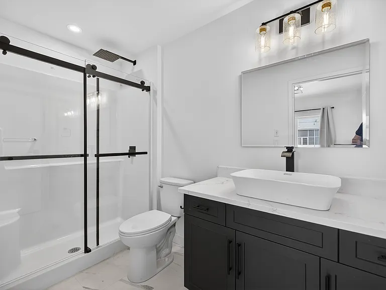 11 Merkel Manza Blvd — Photo 92