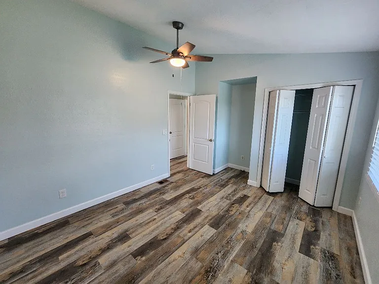 110 Surf St — Photo 27