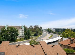 4 Monroe St APT 704, Rockville, MD 20850