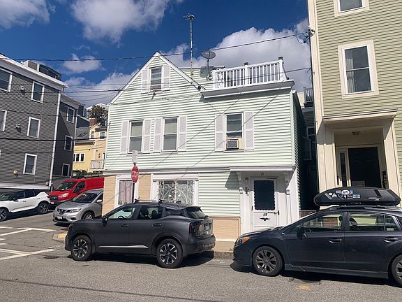 2nd image of 15 Russell St