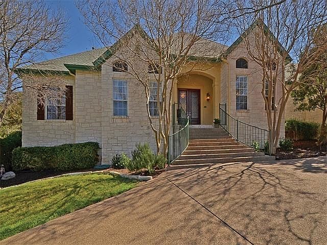 Welcome to 602 Golf Crest Lane....