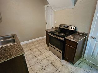 (Undisclosed Address), West Warwick, RI 02893