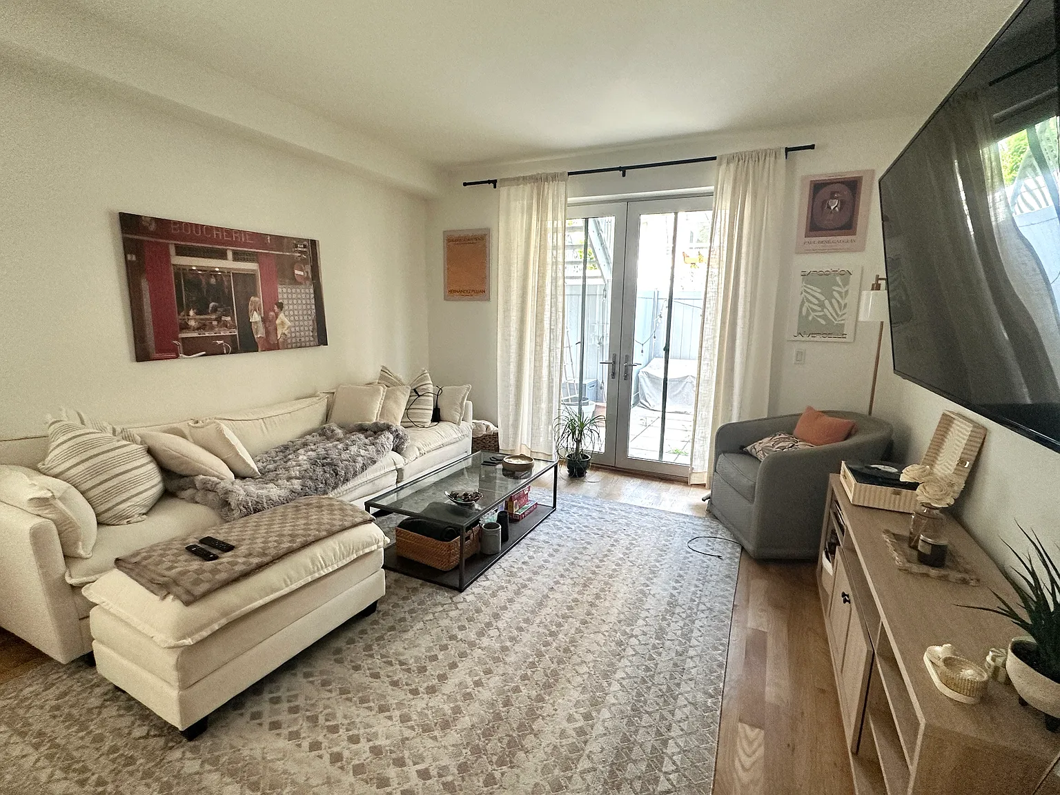 105 Ainslie Street — Photo 3