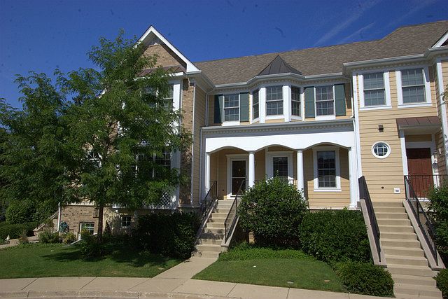 1st image of 1920 Lynn Cir