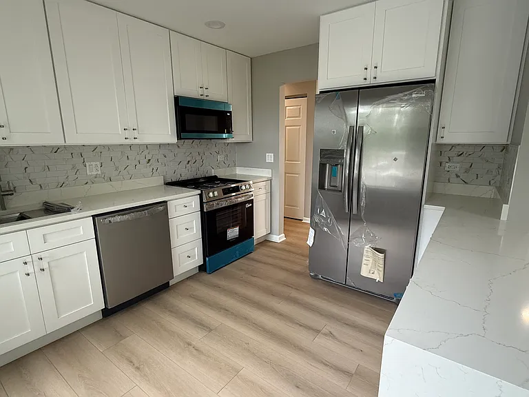 101 Hammond Ave — Photo 10