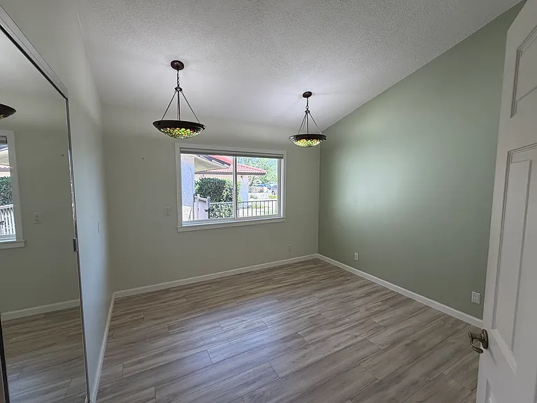 43485 Texas Ave — Photo 12