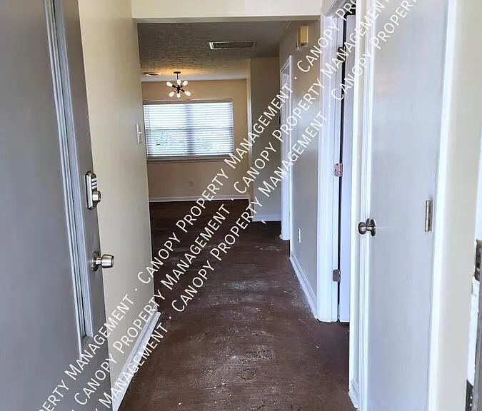 3312 Valhalla Dr — Photo 6