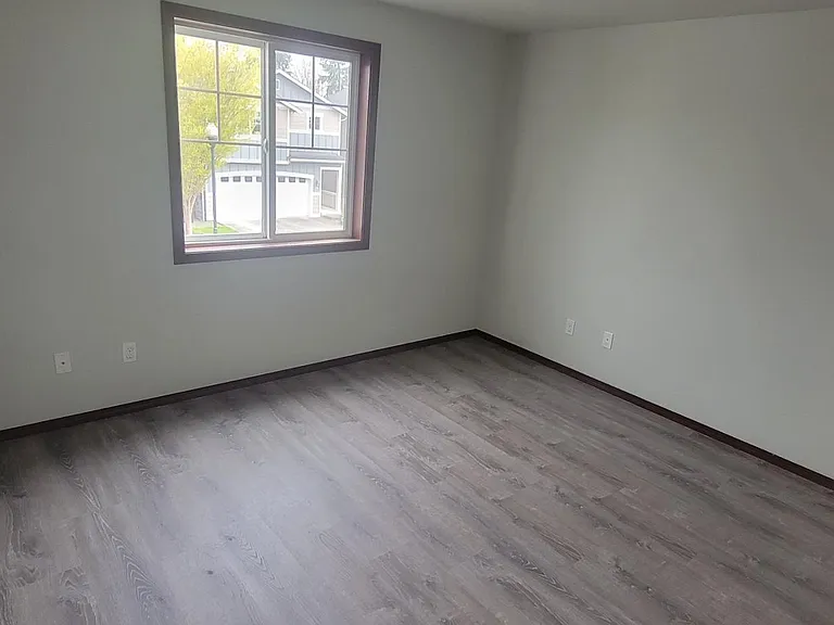 4573 148th St NE — Photo 9