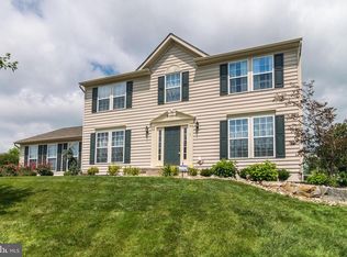 1 Joy Cir, Barto, PA 19504